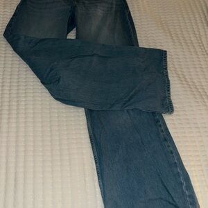 Bershka Women's Straight Leg Jeans - Blue